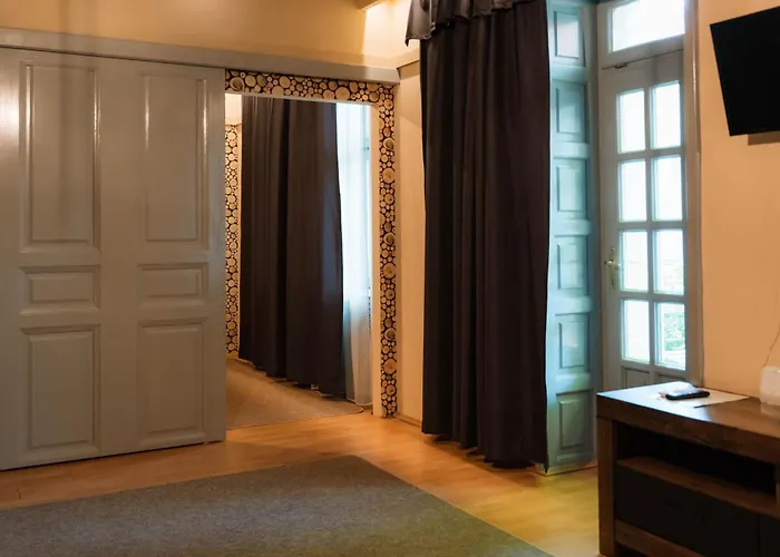 Csaba Vendeghaz Гостевой дом 3*