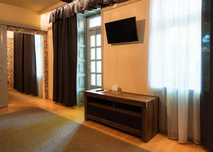 Csaba Vendeghaz Гостевой дом 3*