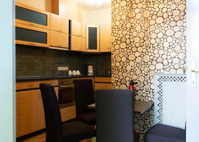 Csaba Vendeghaz Izsak