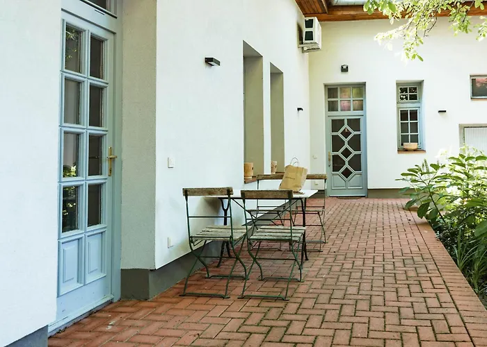 Csaba Vendeghaz 3* Izsak